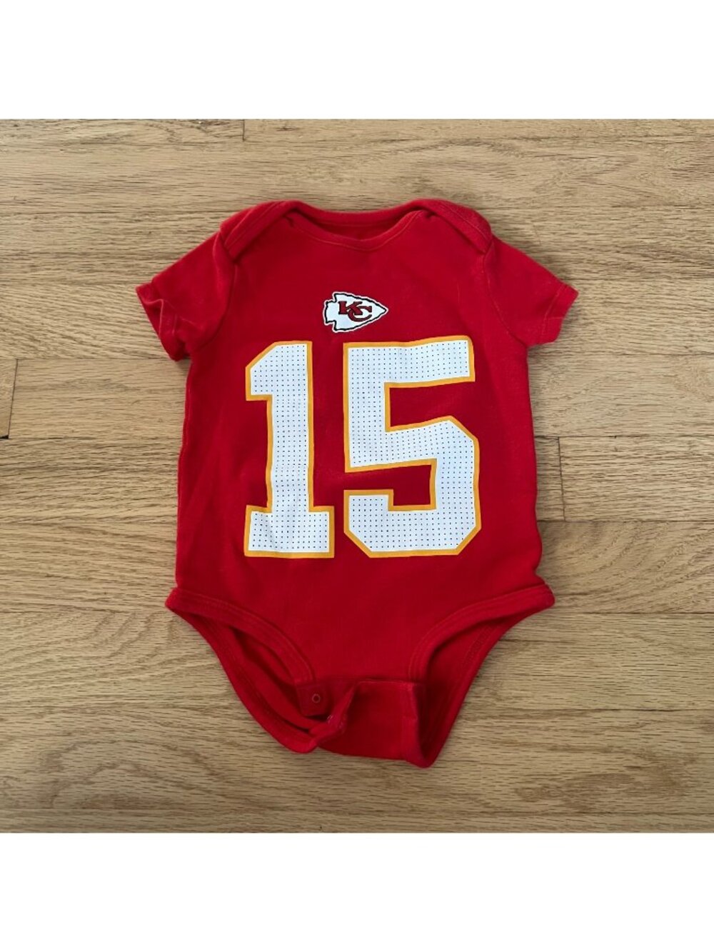 NFL Kansas City Chiefs #15 Mahomes Bodysuit Infant Size 12 Months